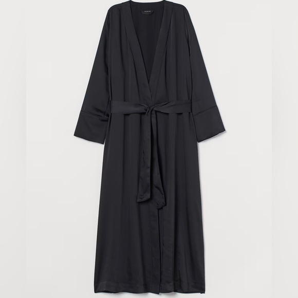 H&M black maxi robe size medium/large - Picture 6 of 10